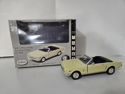 Testors 1-24 1964 1/2 Mustang Convertible Die Cast Metal Newly Built Super Nice - Image 1 of 4