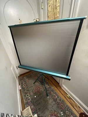 Da-Lite Silver Pacer Vintage 40"x40" Portable Projector Projection Screen Tripod - Image 1 of 2
