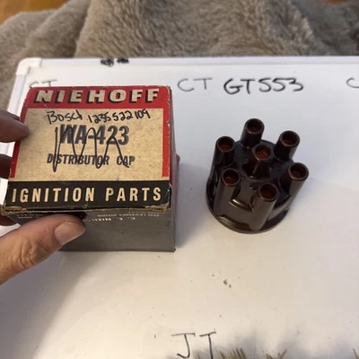 Bosch Distributor Cap ZVS75Z7Z Genuine 1235522109 1.235.522.109 OldNew 6 Cylinde - Image 1 of 4