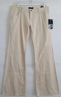 Bill Blass 女式弹力米色牛仔裤 9 码全新带缺陷 — 第 1/4 张图片