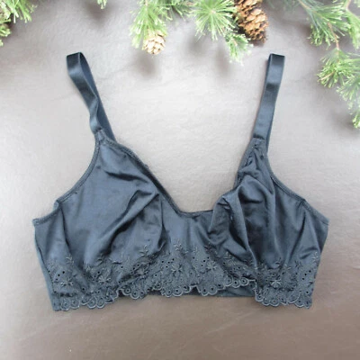 Sutiã Cabernet tamanho 38D preto renda com aro fecho ajustável atrás - Imagem 1 de 4