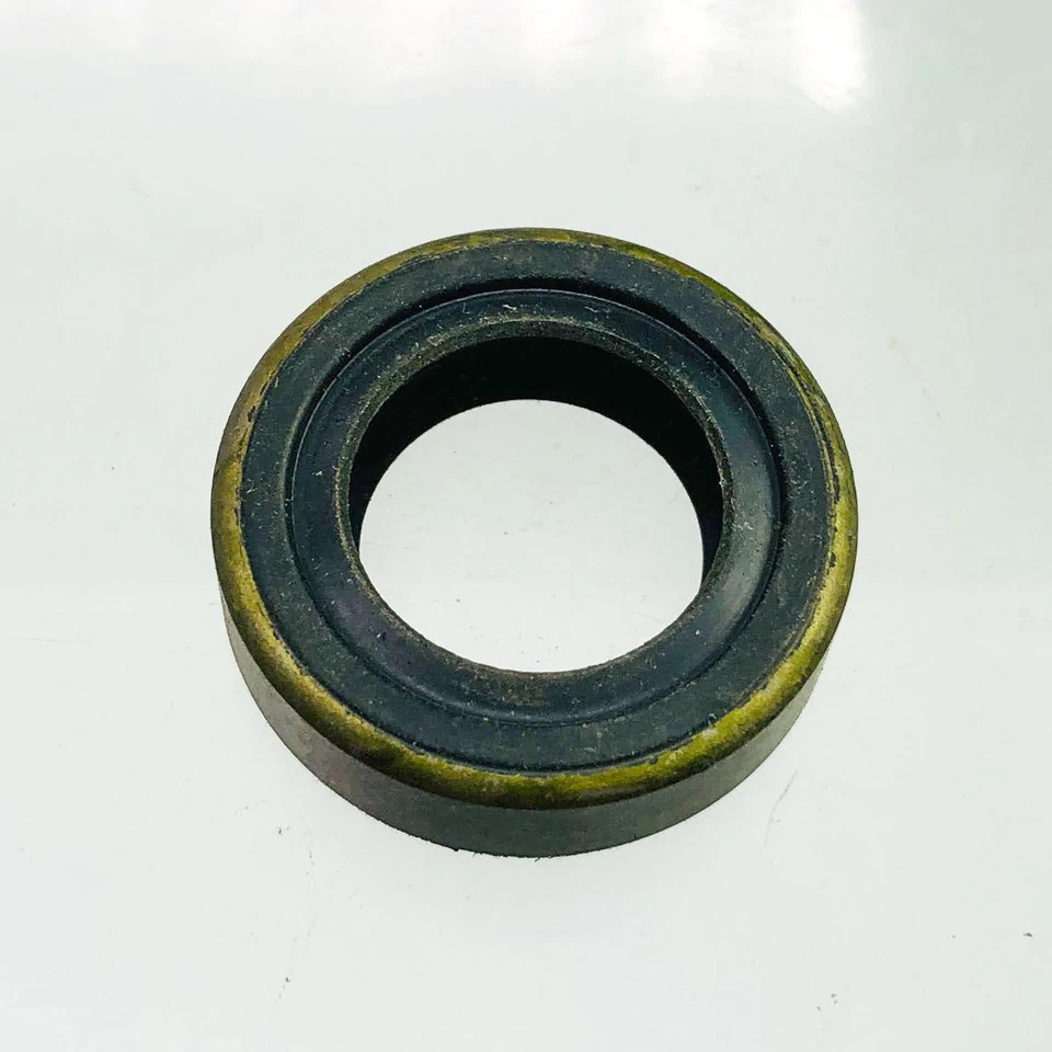 Tanaka 99966152511 Oil Seal for Trimmer OEM NOS Superseded to 6695637 Clear - Image 1 of 4