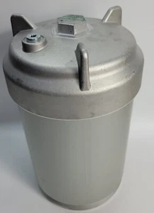 Caterpillar MP Filtri CAT Engine Fuel Filter Housing Part # 575-8439 - Picture 1 of 9