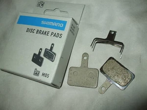 Shimano BR-M515 Resin Disc Brake Pads (M05) & Spring - Picture 1 of 1