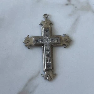solid .925 sterling silver Cross pendant w/ simulated diamonds estate sales deal - Picture 1 of 4