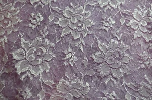 Lavender lace, double scalloped edges - polyester 113" x 53" (3.13 yds) - Picture 1 of 5
