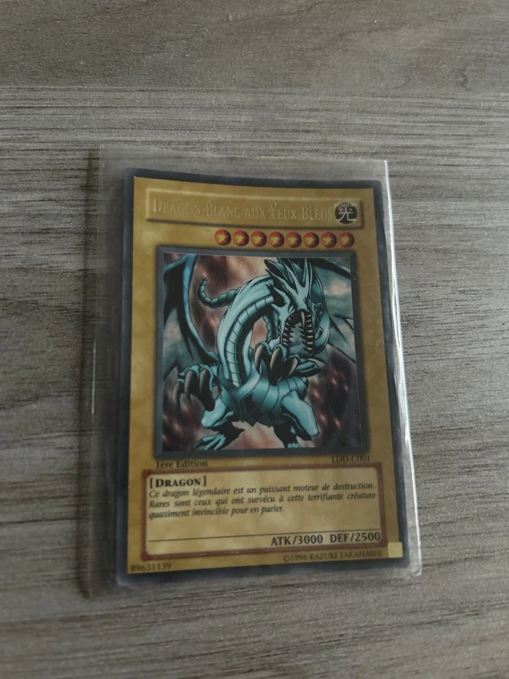 Carte Yu Gi Oh DRAGON BLANC AUX YEUX BLEUS SKE-FR001 1ère édition - Photo 1/1