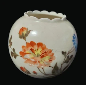 Antike österreichische Porzellan handbemalte Blumenvase mit gewelltem Rand T22 I - Bild 1 von 6
