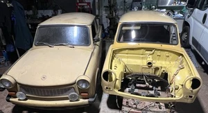 Trabant P 601 L Paket Zwei Fahrzeuge Ersatzt. Garagenfund – Sammlerstück DDR - Bild 1 von 24