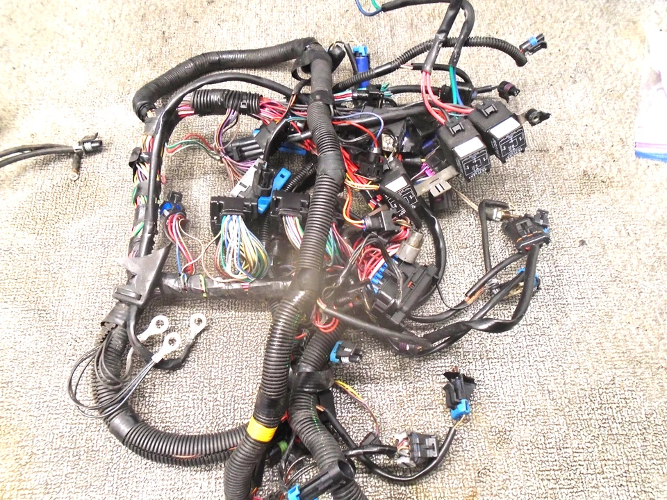 CONJUNTO DE ARNÉS DE CABLES DE MOTOR 880616T05 fueraborda Mercury Verado 4 tiempos 225 hp-275 hp Foto 1 de 4