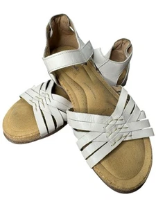 Clarks Collection White Leather Sandals Size 8 Open Toe Woven Straps - Picture 1 of 13