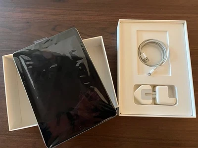 iPad 5th Gen - 32GB Space Grey - Wi-Fi - 9.7in - Image 1 of 4