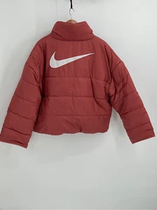 Chaqueta Nike Puffer Therma Repelente Para Mujer Talla XXL Rosa Reversible Calce Suelto Nueva - Imagen 1 de 13
