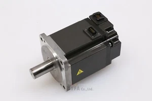 Servomotor MITSUBISHI HF-KP73 AC usado rayado y oxidado MOT-I-948 = 1T44 - Imagen 1 de 15