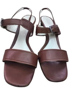 9 M Amalfi For Nordstrom Brown Leather Sandals Flip Buckle - Picture 1 of 12