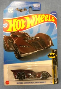Batimóvil Hot Wheels Batman Arekham Asylum DC 2021 Gotham City nuevo sellado cardado - Imagen 1 de 2