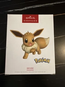 Hallmark Pokémon Eevee Ornamento Nuevo 2022 ENVÍO GRATUITO - Imagen 1 de 6