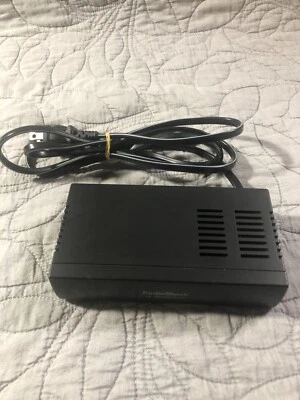 RADIO SHACK RF MODULATOR CAT. NO. 15-1214 120V AC 60Hz 4.5W - Image 1 of 4