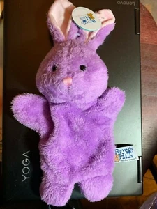 MARIONETA DE MANO CONEJITO DE PASCUA TOTALMENTE NUEVA COLOR PÚRPURA BEVERLY HILLS EMPRESA OSO DE PELUCHE - Imagen 1 de 4