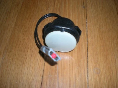 NOS 1986 1987 Ford Aerostar Wagon Courtesy Lamp E69Z-13776-C - Image 1 of 2