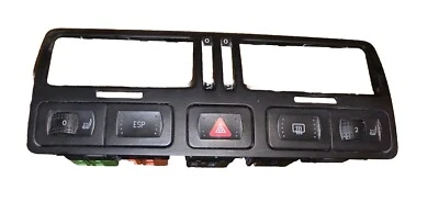 Interruptores de descongelación traseros peligro bisel de ventilación del tablero central VW Jetta 2002-2007 Foto 1 de 4