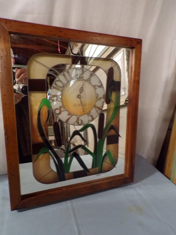 (N) Vintage 1978  ART UNLIMITED Mirror Wall Clock -Signed - WORKS WELL Cover