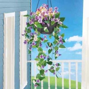 Cesto da appendere floreale fiori artificiali a cascata viola illuminato con timer - Foto 1 di 1