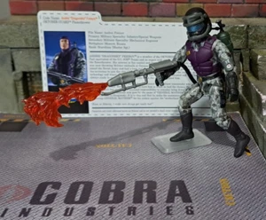 GI JOE ~ 2005 DRAGONSKY ~ 100% COMPLETE ~ OKTOBER GUARD JOECON ~ STEEL BRIGADE - Picture 1 of 6