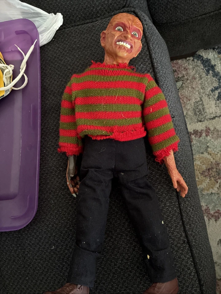 VTG 1989 A Nightmare on Elm Street Talking FREDDY KRUEGER Doll NOT WORKING AS IS - Image 1 of 2