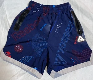 Reebok Boys blue print background size 4 - 5   shorts with zippered pockets - Picture 1 of 4