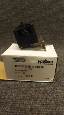 KMC CONTROLS RCC-1109  Diverting Relay, L420-202 - Image 1 of 2