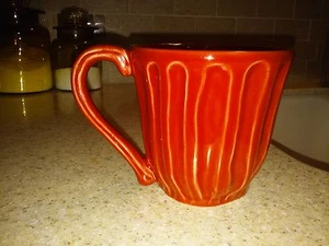 Taza acanalada roja Starbucks, 12 oz, hecha en Portugal, excelente, sin astillas/grietas - Imagen 1 de 8