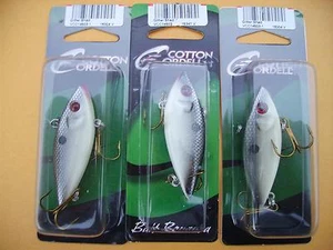 Lot of 3 Cotton Cordell Glitter Shad lipless Crankbait 1/4 oz 2 1/2"lg Fish On! - Picture 1 of 3