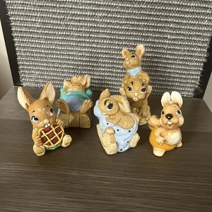 Lote de 5 estatuillas Pendelfin Pepiware conejos conejos pintadas a mano artesanía en piedra - Imagen 1 de 10