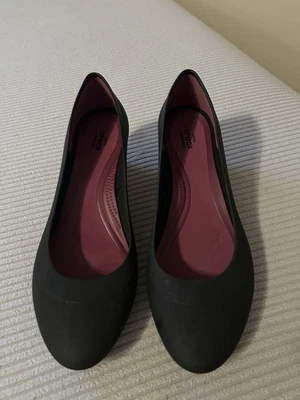 Crocs Lina Wedge Heels Size 9 Black 203408 Slip On Closed Toe Shoes Dual Comfort - Image 1 of 4