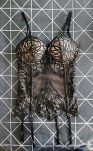 Victoria's Secret Corset - Picture 1 of 4