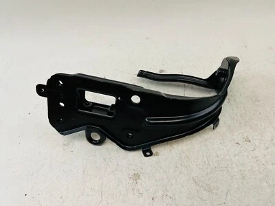 2007 2008 2009 2010 2011 MERCEDES-BENZ CLS500 LH SUPORTE DE PARA-CHOQUE FABRICANTE DE EQUIPAMENTO ORIGINAL 211620153 - Imagem 1 de 4