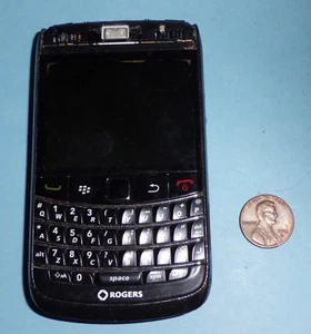 BlackBerry Bold - Black (Rogers)-BROKEN But Powered-For Parts - Battery Included - Photo 1 sur 2
