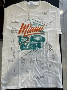 F1 Miami Signed Shirt By Multiple Drivers - Picture 1 of 6