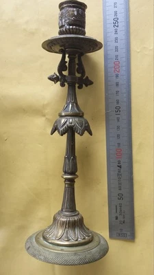 Ancien chandelier bougeoir en bronze XIX ème. - Photo 1/4