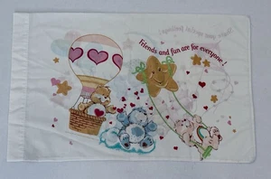 Funda de almohada vintage American Greetings 1982 Care Bears tamaño estándar Care-A-Lot - Imagen 1 de 17