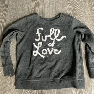 Cat & Jack Girls FULL OF LOVE Sweatshirt Gray White Gold Crewneck Size 5T Hearts - Picture 1 of 4