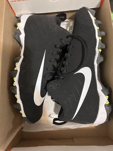 NEW Nike Alpha Menace Shark Football Cleat 878122-011 Black/White Size 8 - Picture 1 of 4