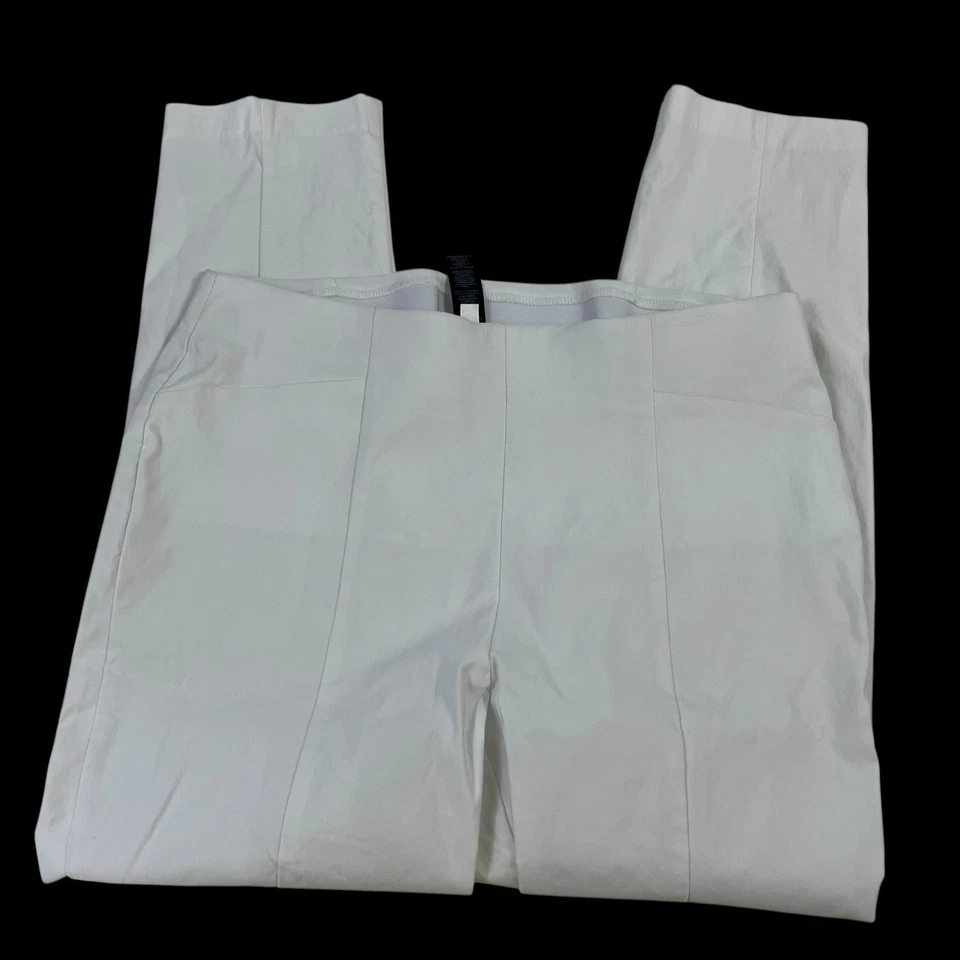 Chico's so slimming Brigitte pull on slim Crop pants Women's size 2(12) - Image 1 of 3