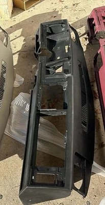 88-94 chevy obs c1500 dashboard - Image 1 of 2