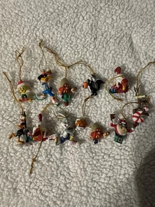 Looney Tunes Mini 1" Ornamente (11) Cartoon 90er Tweety Marvin Taz Bugs Yosemite - Bild 1 von 8