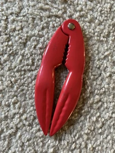 Vintage Red Metal Lobster Claw Crab Leg Nut & Shell Cracker - Picture 1 of 3