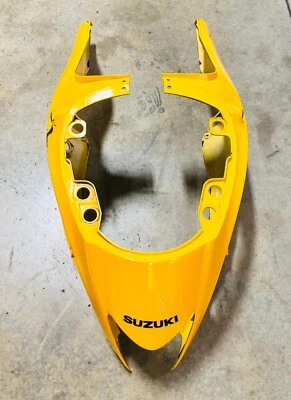 08-20 SUZUKI HAYABUSA GSX1300R TAIL FAIRING (YELLOW) 47311-15H - USED Foto 1 de 4