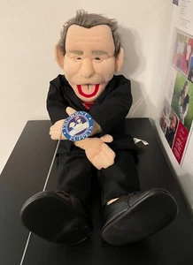 28" Presidential Puppets George W Bush Talking Puppet NWT 2004 - Discontinued - Picture 1 of 8