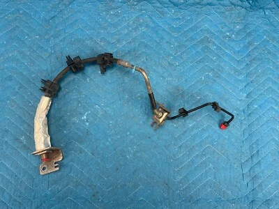 Tubo de freno lateral del pasajero delantero RAM 2500 2016 OEM Foto 1 de 4